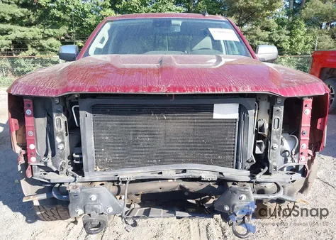 2018 Chevrolet Silverado 1500 1Lz z USA, uszkodzony, nr VIN 3GCUKSEC5JG310605